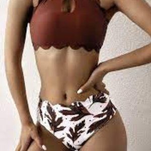 Leaf Print Scallop Trim Bikini Swimsuit